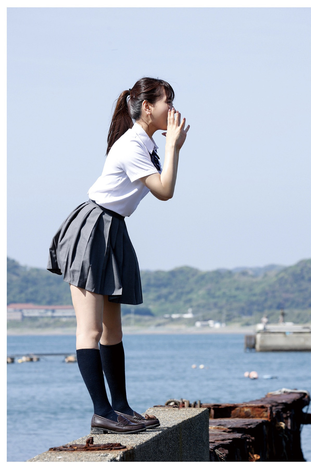 Narumi Hirose 広瀬なるみ, ヌード写真集 『風に包まれて』 Set.06