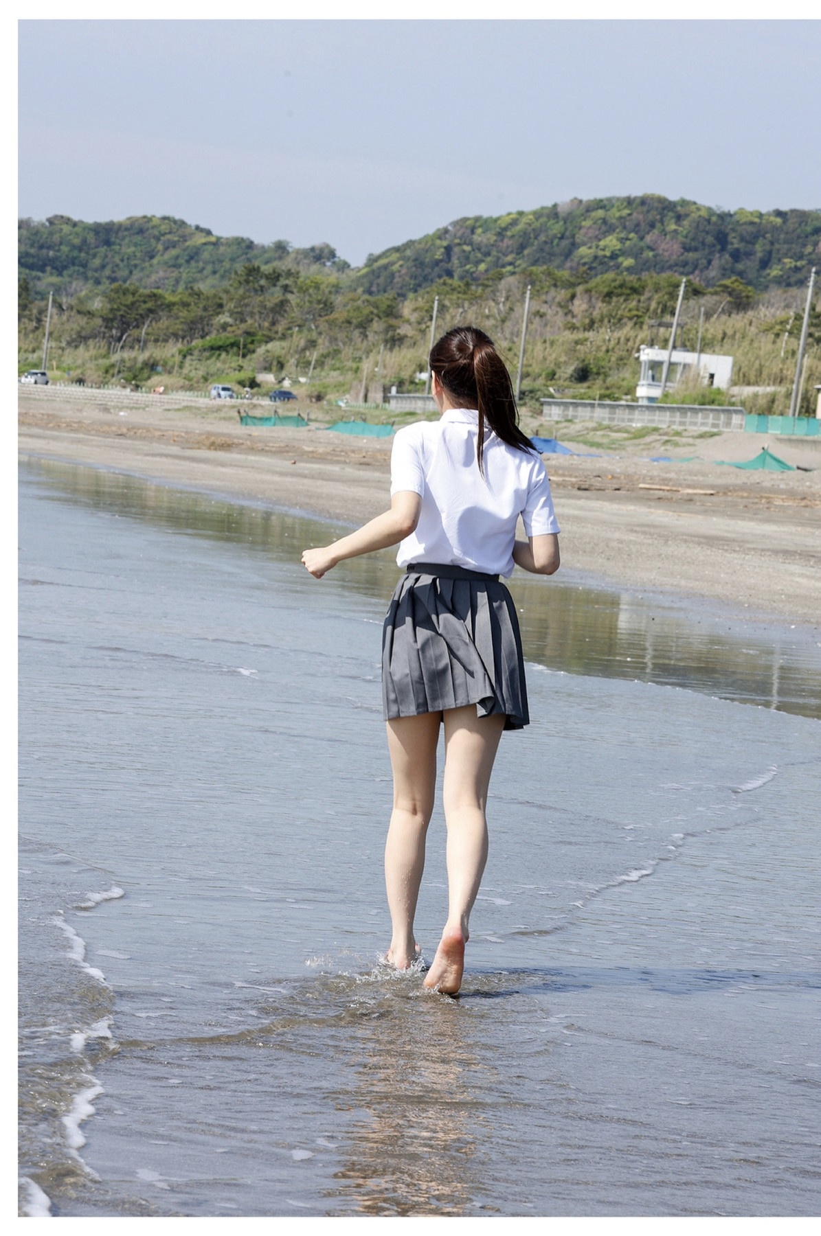 Narumi Hirose 広瀬なるみ, ヌード写真集 『風に包まれて』 Set.06