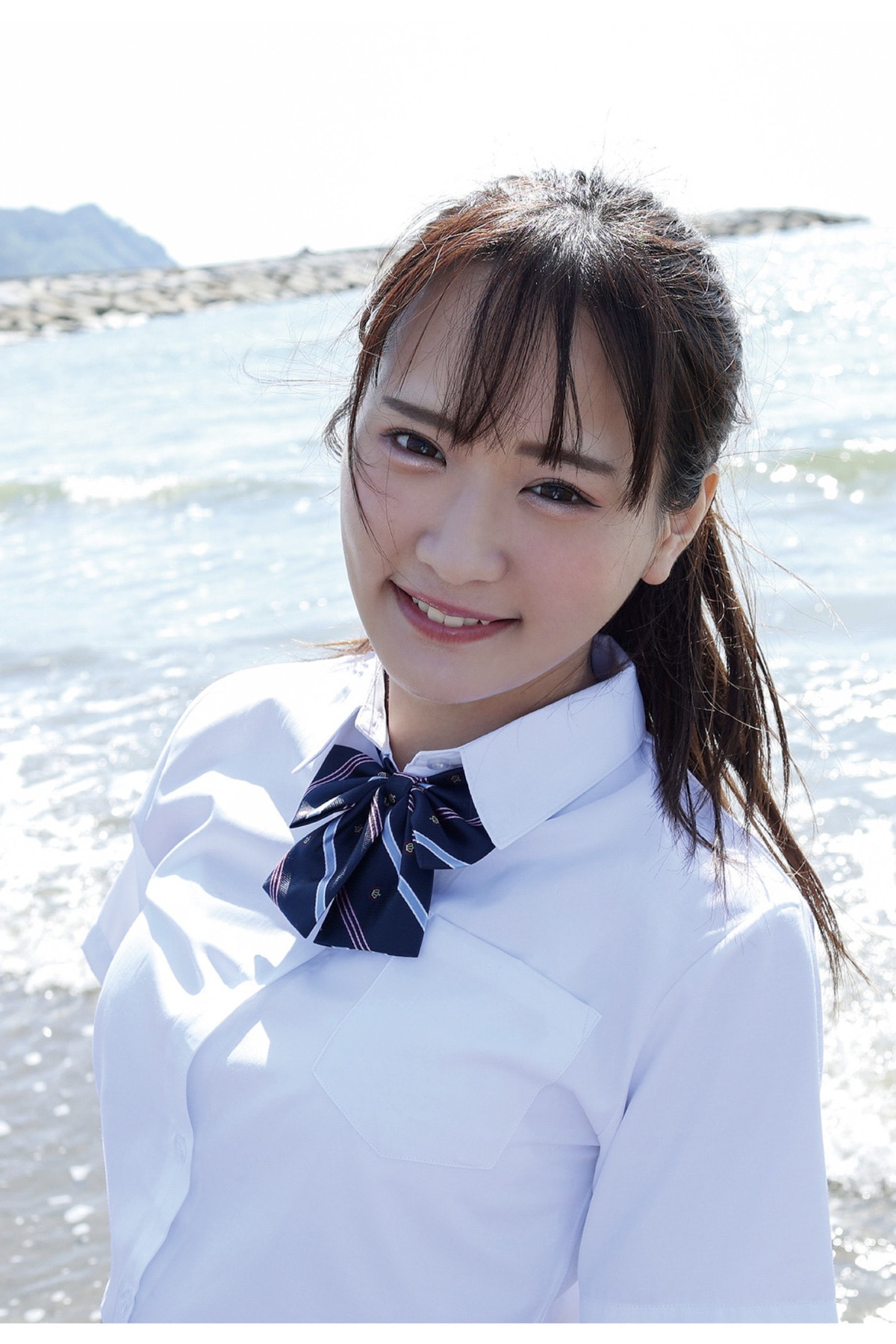 Narumi Hirose 広瀬なるみ, ヌード写真集 『風に包まれて』 Set.06