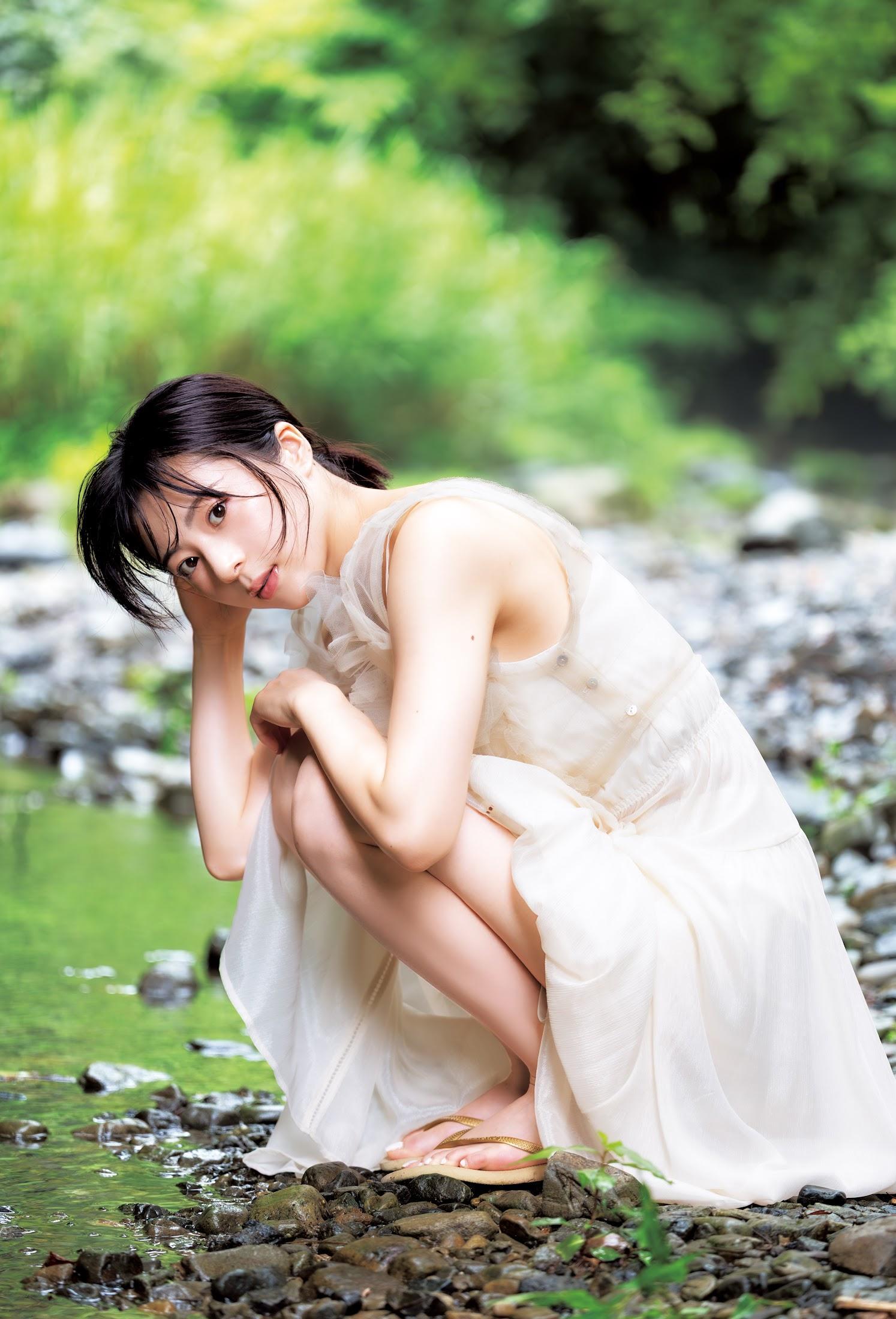 Yume Takeuchi 竹内夢, Young Jump 2025 No.38 (ヤングジャンプ 2025年38号) 9 Yume Takeuchi 竹内夢, Young Jump 2025 No.38 (ヤングジャンプ 2025年38号)