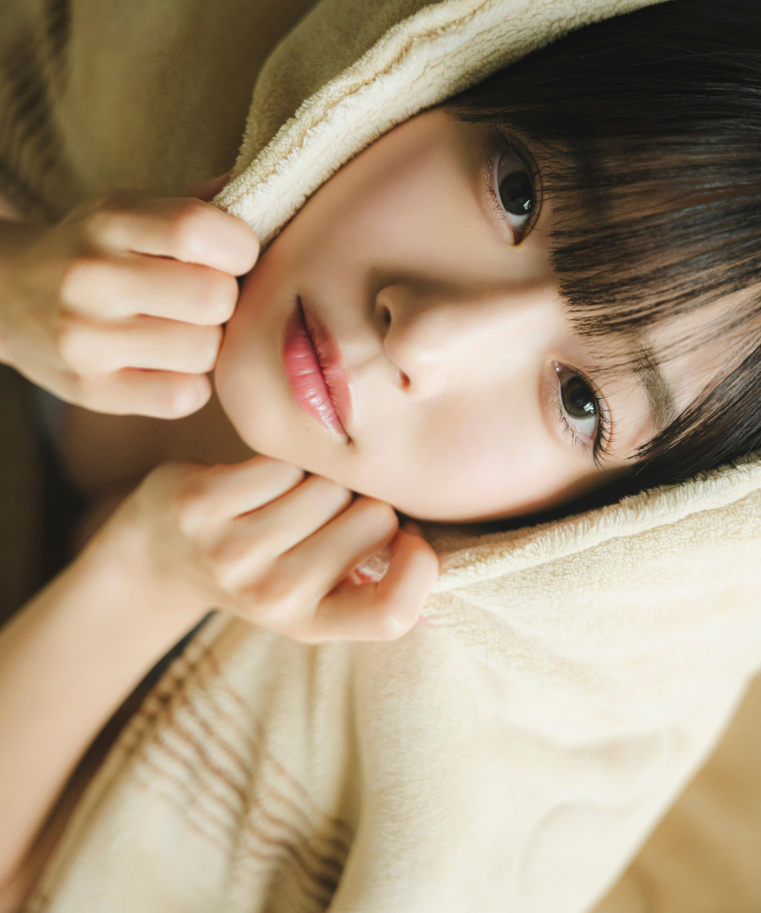 Miyu Kishi 岸みゆ, 周プレ PHOTO BOOK 「こんな日がくるなんて」 Set.01