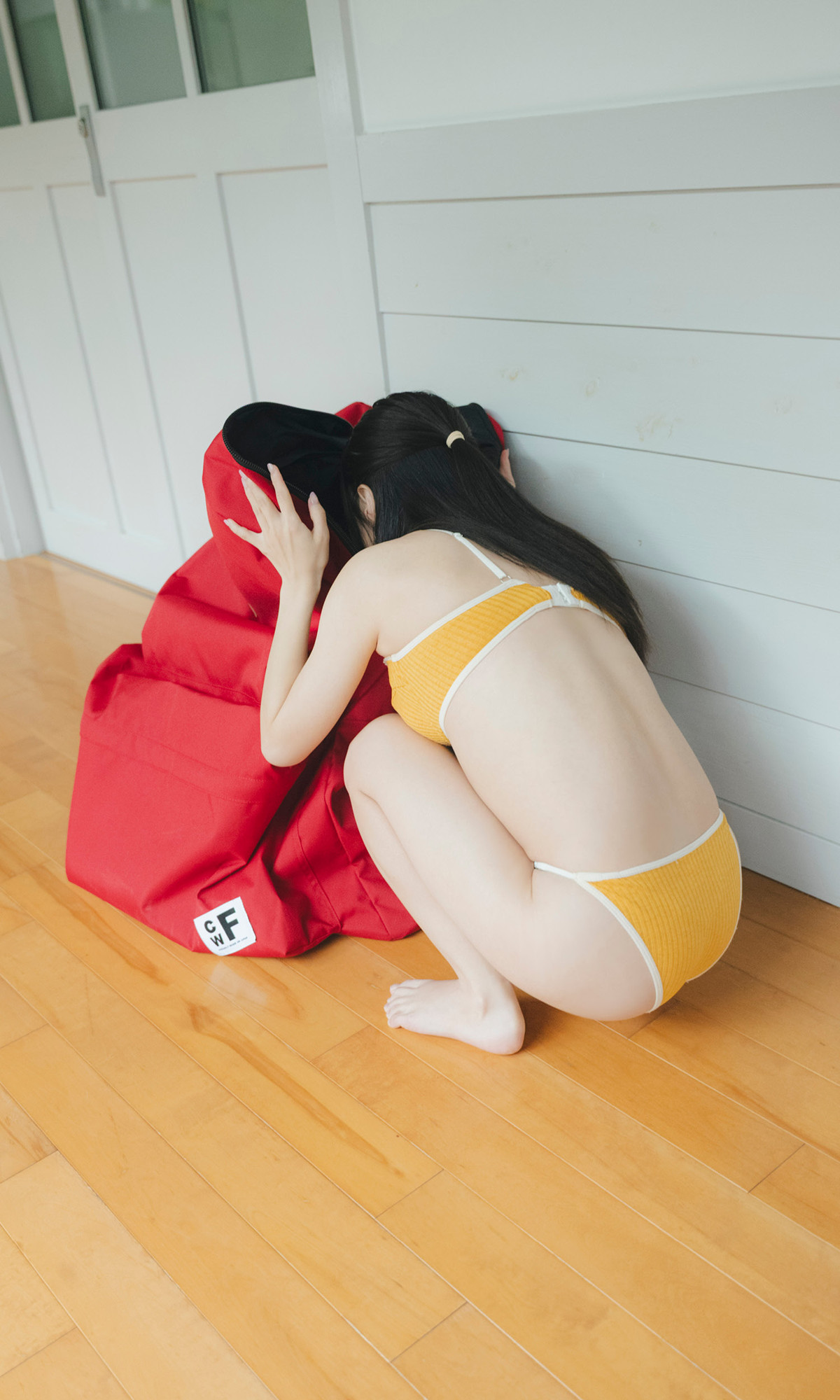 Miyu Kishi 岸みゆ, 周プレ PHOTO BOOK 「こんな日がくるなんて」 Set.01