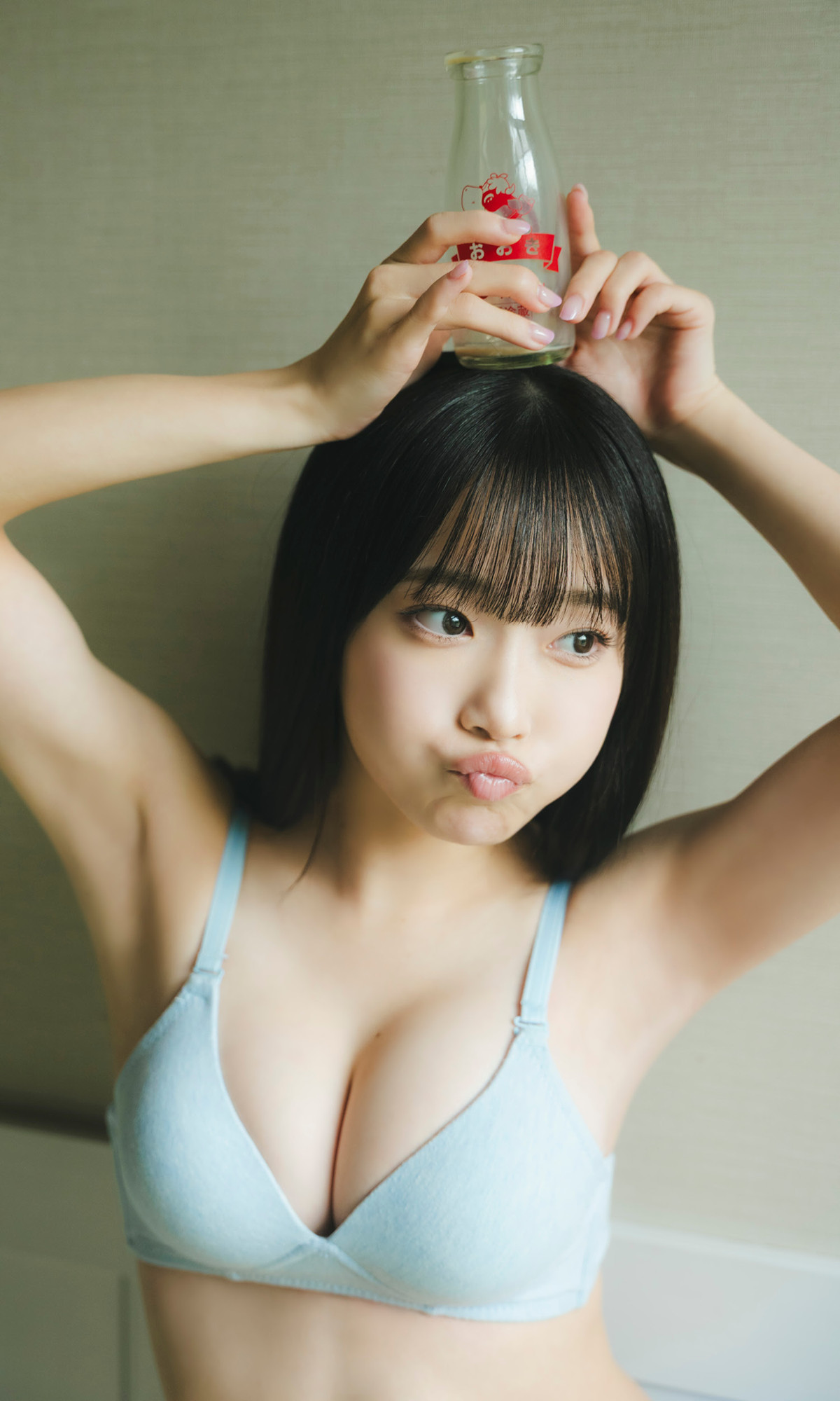 Miyu Kishi 岸みゆ, 周プレ PHOTO BOOK 「こんな日がくるなんて」 Set.01