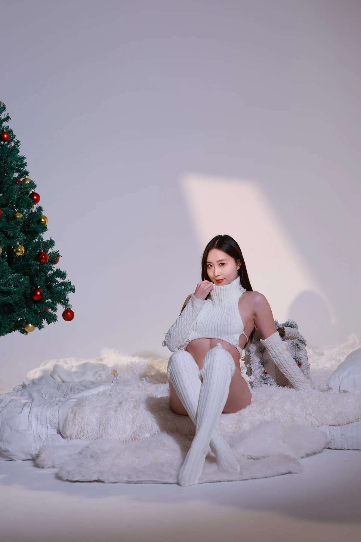 LiLi – 極品國模 大尺度 私拍 視圖 Set.01