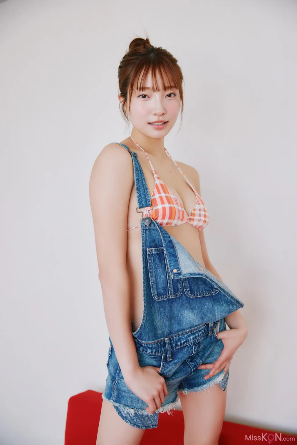 Natsuki Satonaka (里仲菜月)_ FRIDAYデジタル写真集 おとなっちゃん！ｖｏｌ．１