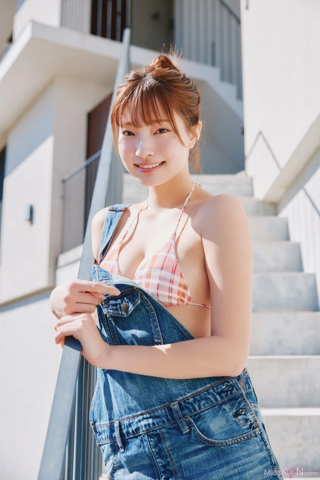 Natsuki Satonaka (里仲菜月)_ FRIDAYデジタル写真集 おとなっちゃん！ｖｏｌ．１