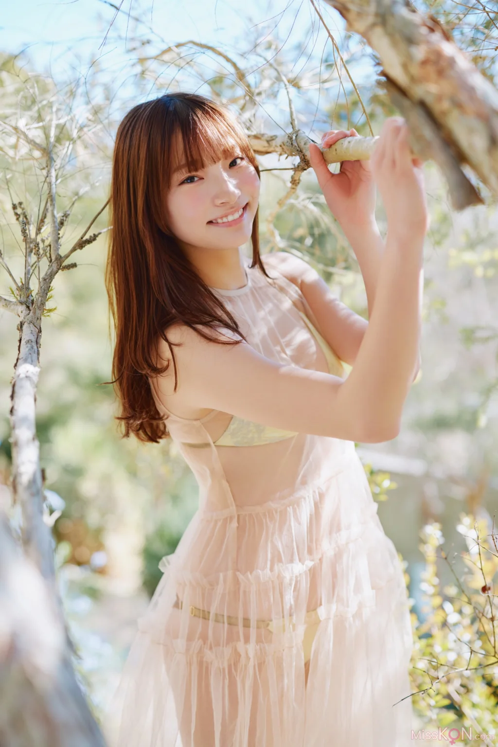Natsuki Satonaka (里仲菜月)_ FRIDAYデジタル写真集 おとなっちゃん！ｖｏｌ．１