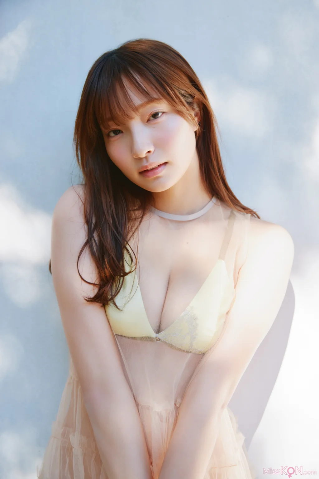 Natsuki Satonaka (里仲菜月)_ FRIDAYデジタル写真集 おとなっちゃん！ｖｏｌ．１