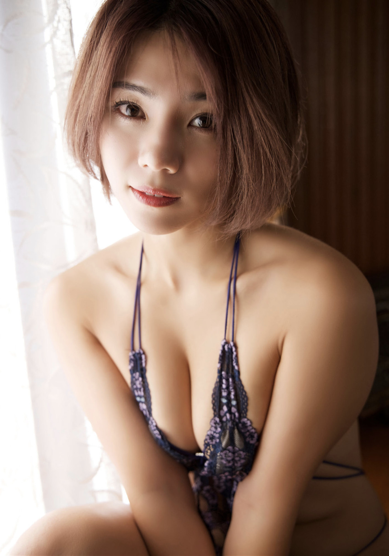 Narumi Okawa 大川成美, 写真集 小春日の今宵に Chapter.01 (ビビットキャスト)