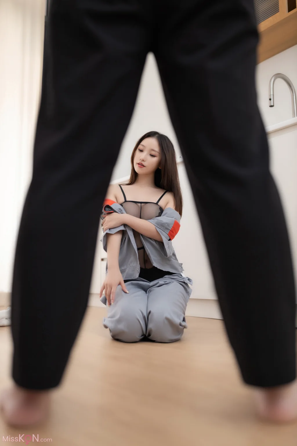 [XR Uncensored] 杏子Yada_ R18 秀人网模特 物业小姐