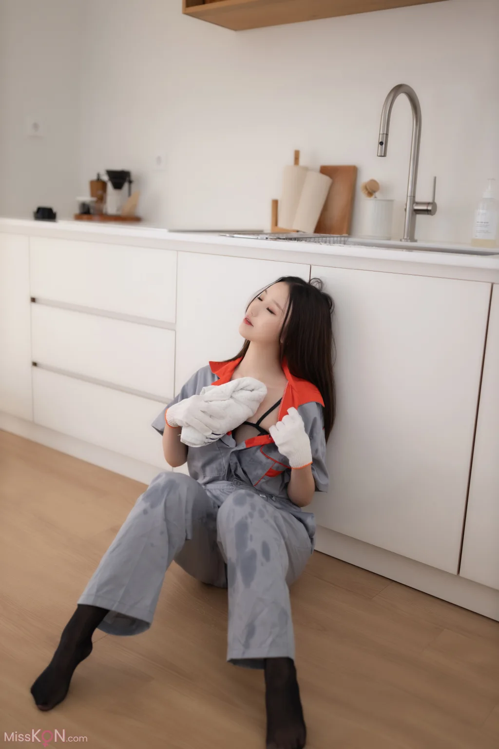 [XR Uncensored] 杏子Yada_ R18 秀人网模特 物业小姐