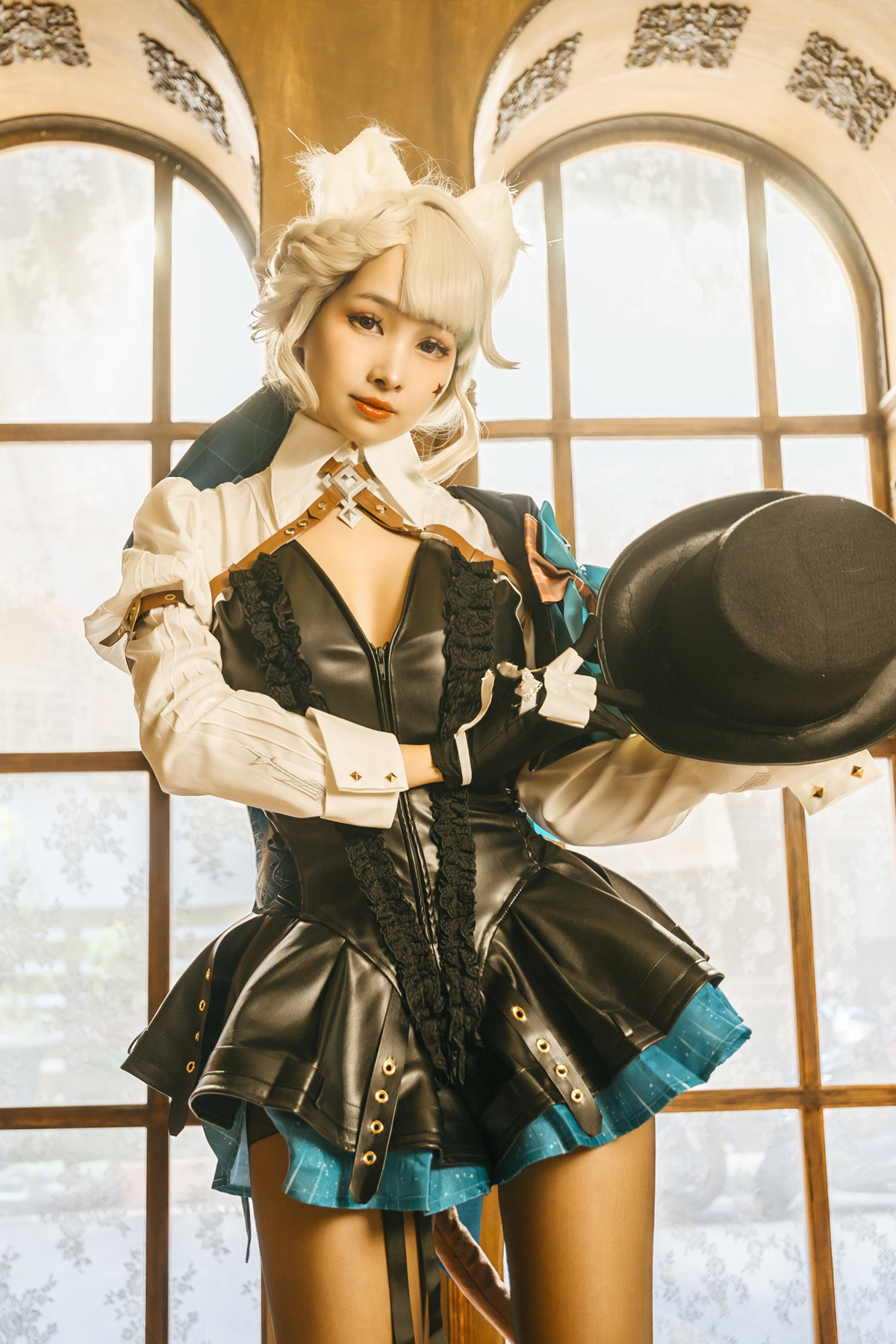 慕慕Momo, ヌード写真集 原神 Genshin 琳妮特的色情魔術 室内