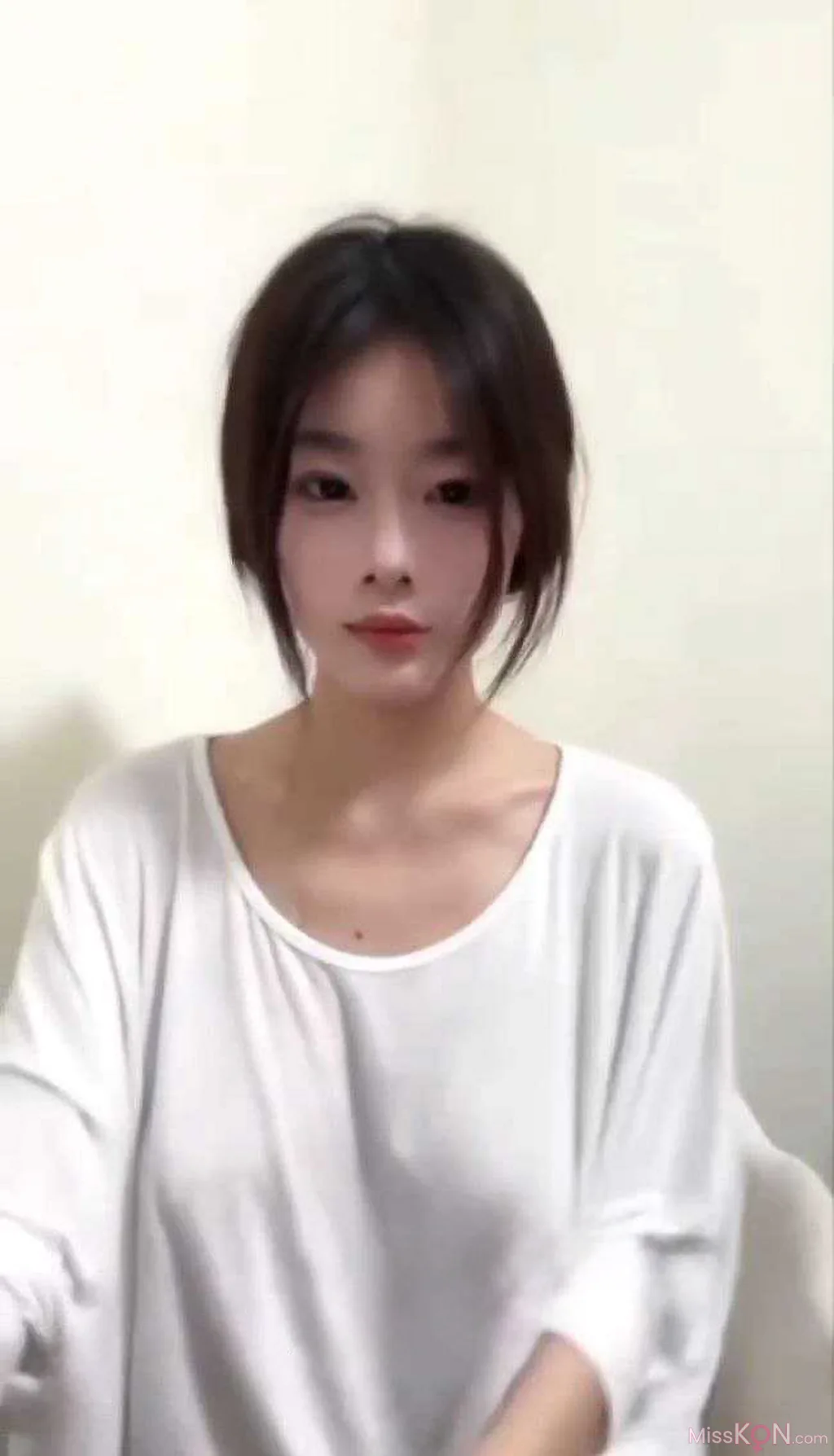 何时困_ 七彩主播 抖音24w粉丝颜值博主