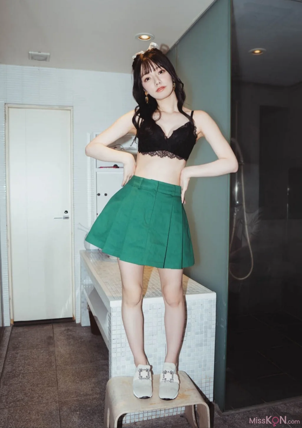 Rena Miyashita (宫下玲奈)_ Escape