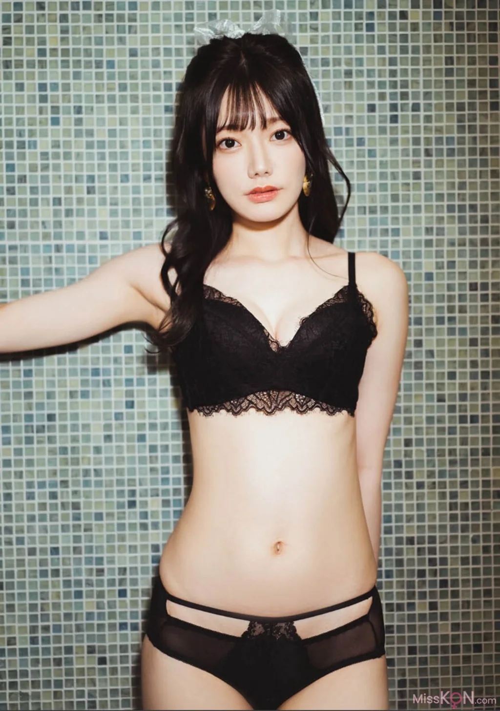 Rena Miyashita (宫下玲奈)_ Escape