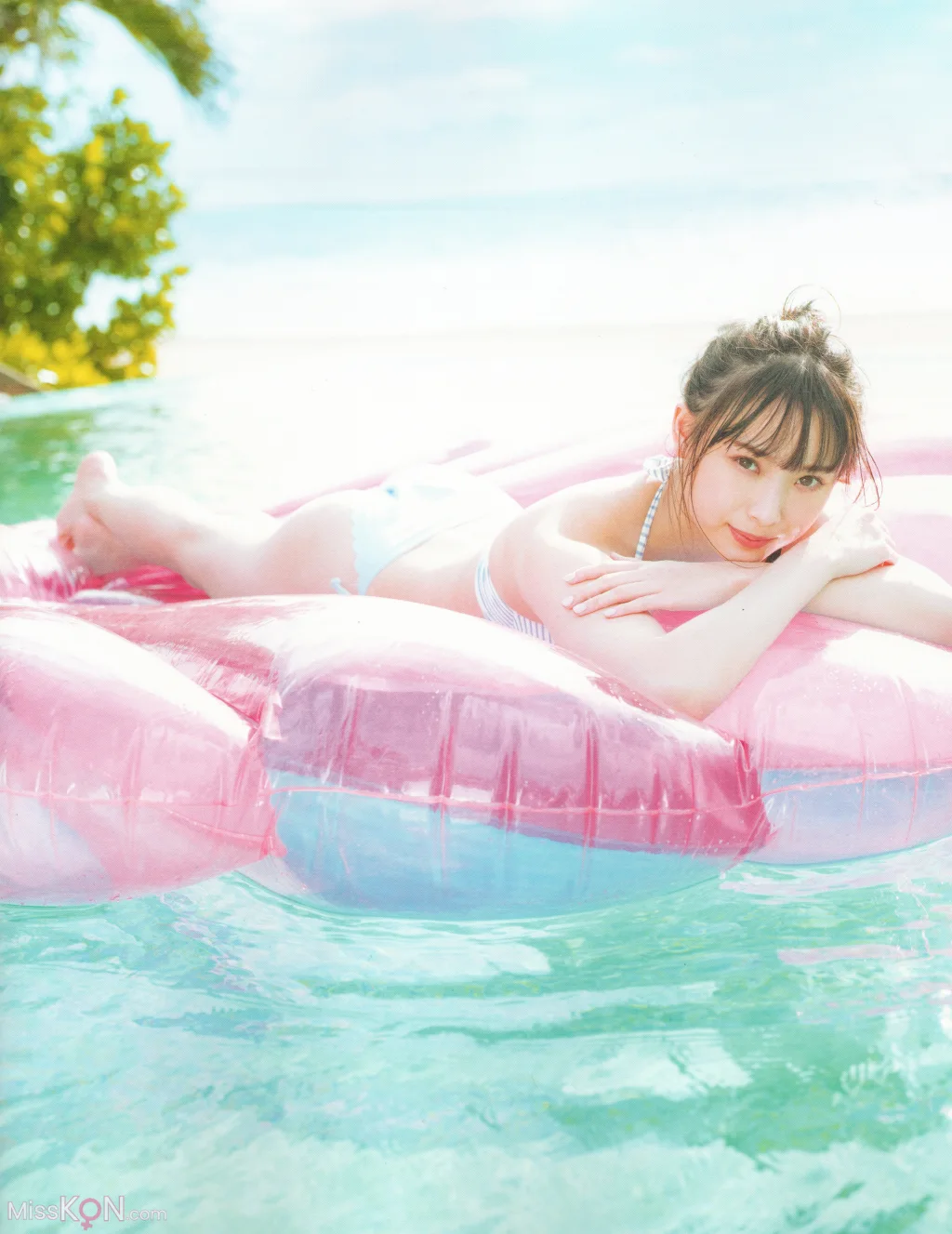 Umeyama Cocona (梅山恋和)_ 1st写真集 恋する人