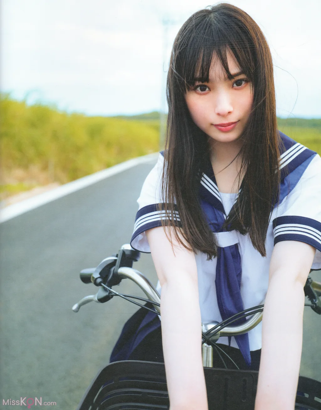 Umeyama Cocona (梅山恋和)_ 1st写真集 恋する人