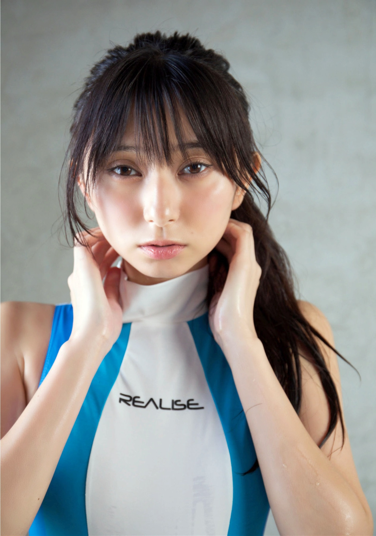 Aya Kuwata 桑田彩, グラビア写真集 「じんわり」 Set.03