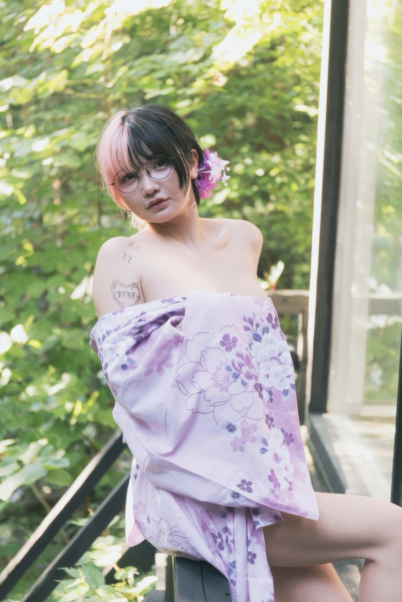 Chukimeroday ちゅきめろでぃ, 2nd 写真集 『一泊二日』 Set.01