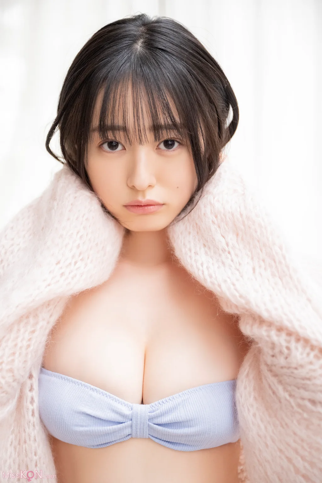 Miu Shirahama (白濱美兎)_ 漫画アクションデジタル写真集 「Pure White」