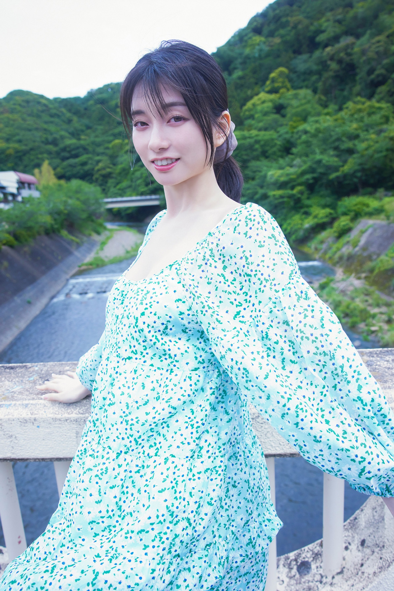 Kanna Seto 瀬戸環奈, 週刊ポストデジタル写真集 『温泉逃避行』 Set.01