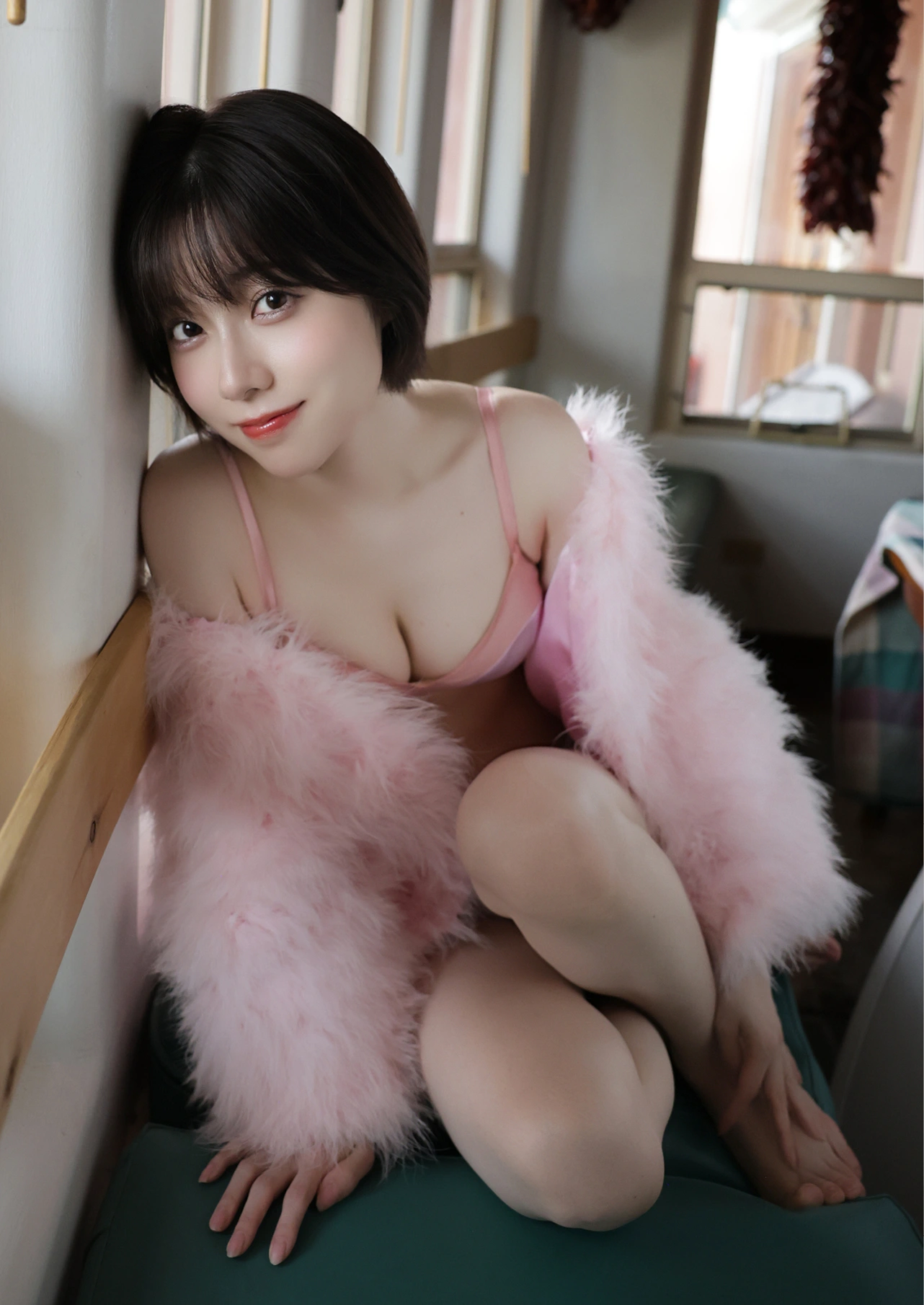 Karin Isobe 礒部花凜, Young Jump 2025 No.42 (ヤングジャンプ 2025年42号)