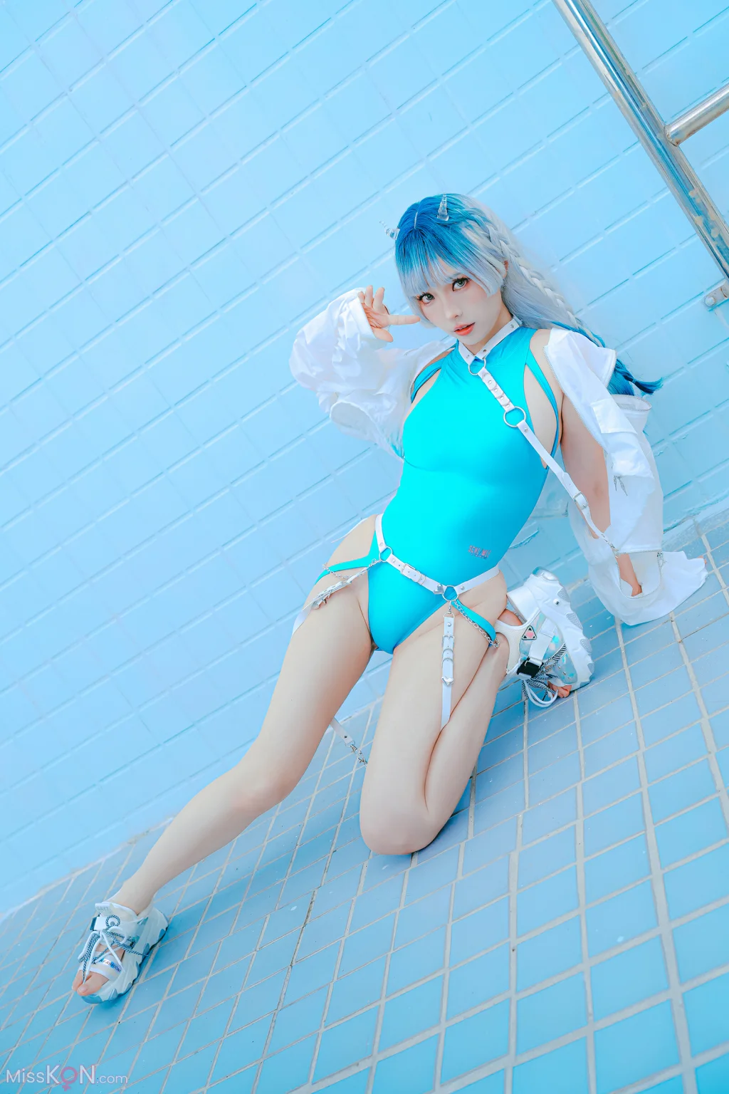 Coser@Ely_eee (ElyEE子)_ Glassyhorn Devil