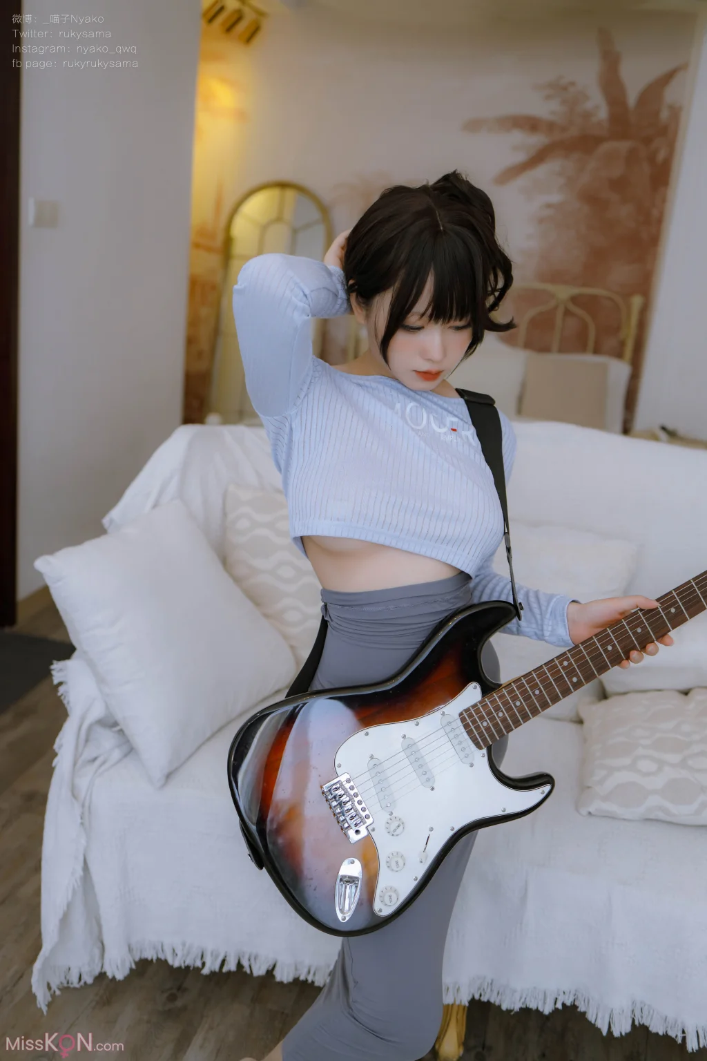 Coser@Nyako喵子_ 吉他妹妹连衣裙