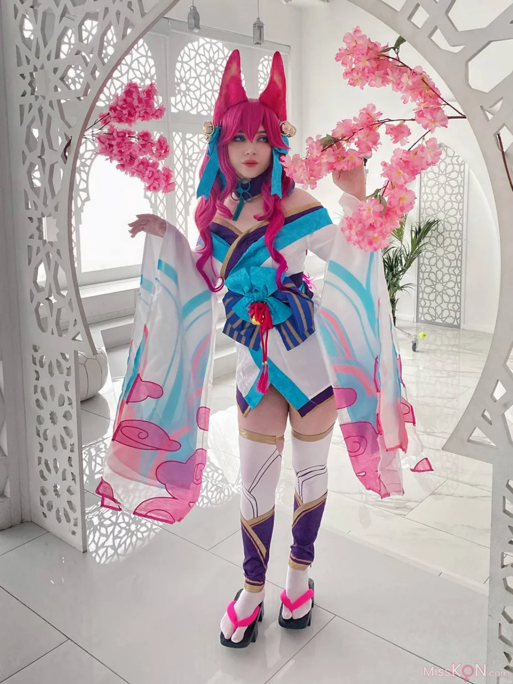 Coser@Ulichan_ Ahri Spirit Blossom