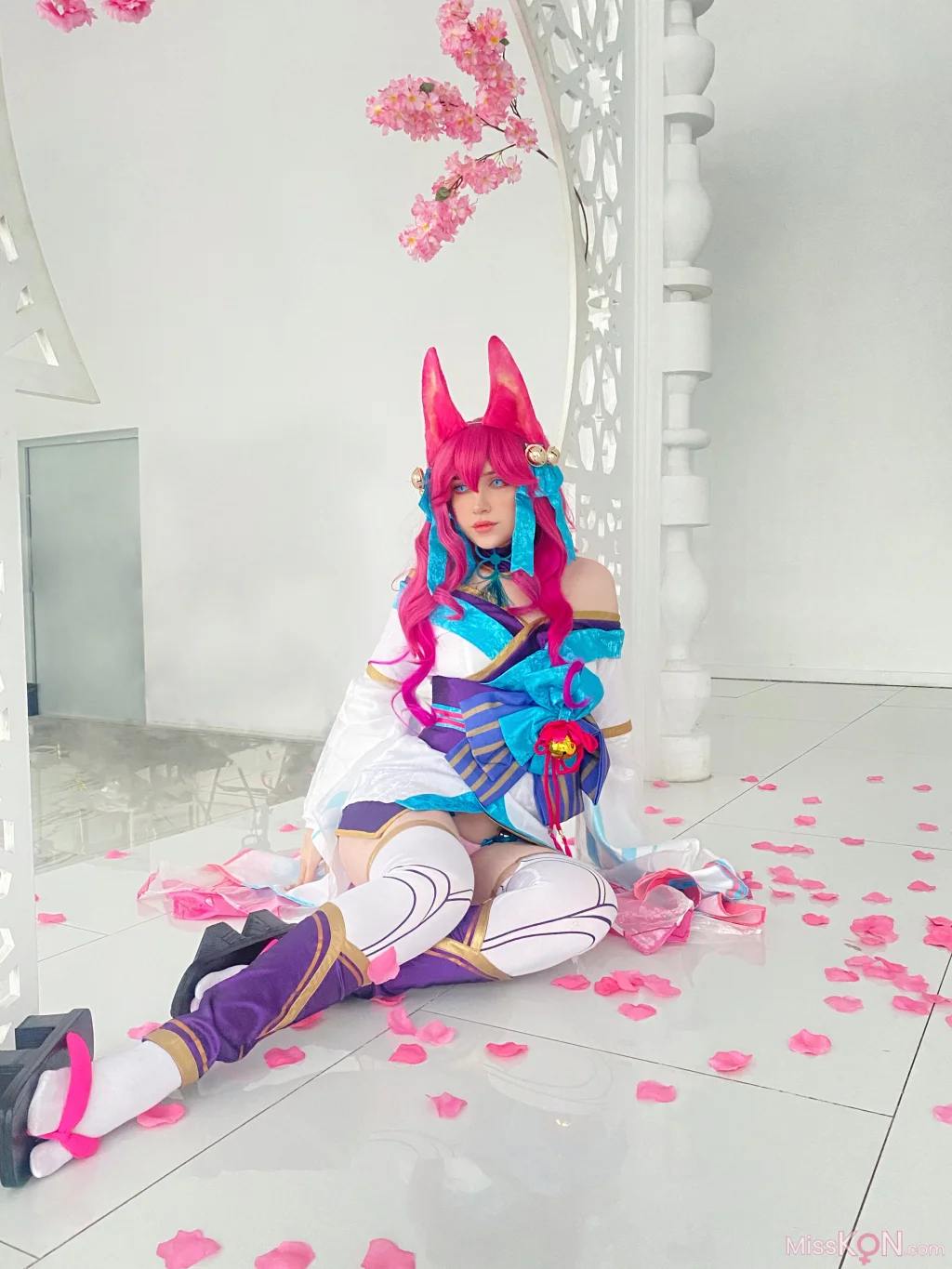 Coser@Ulichan_ Ahri Spirit Blossom