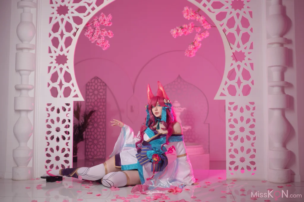 Coser@Ulichan_ Ahri Spirit Blossom