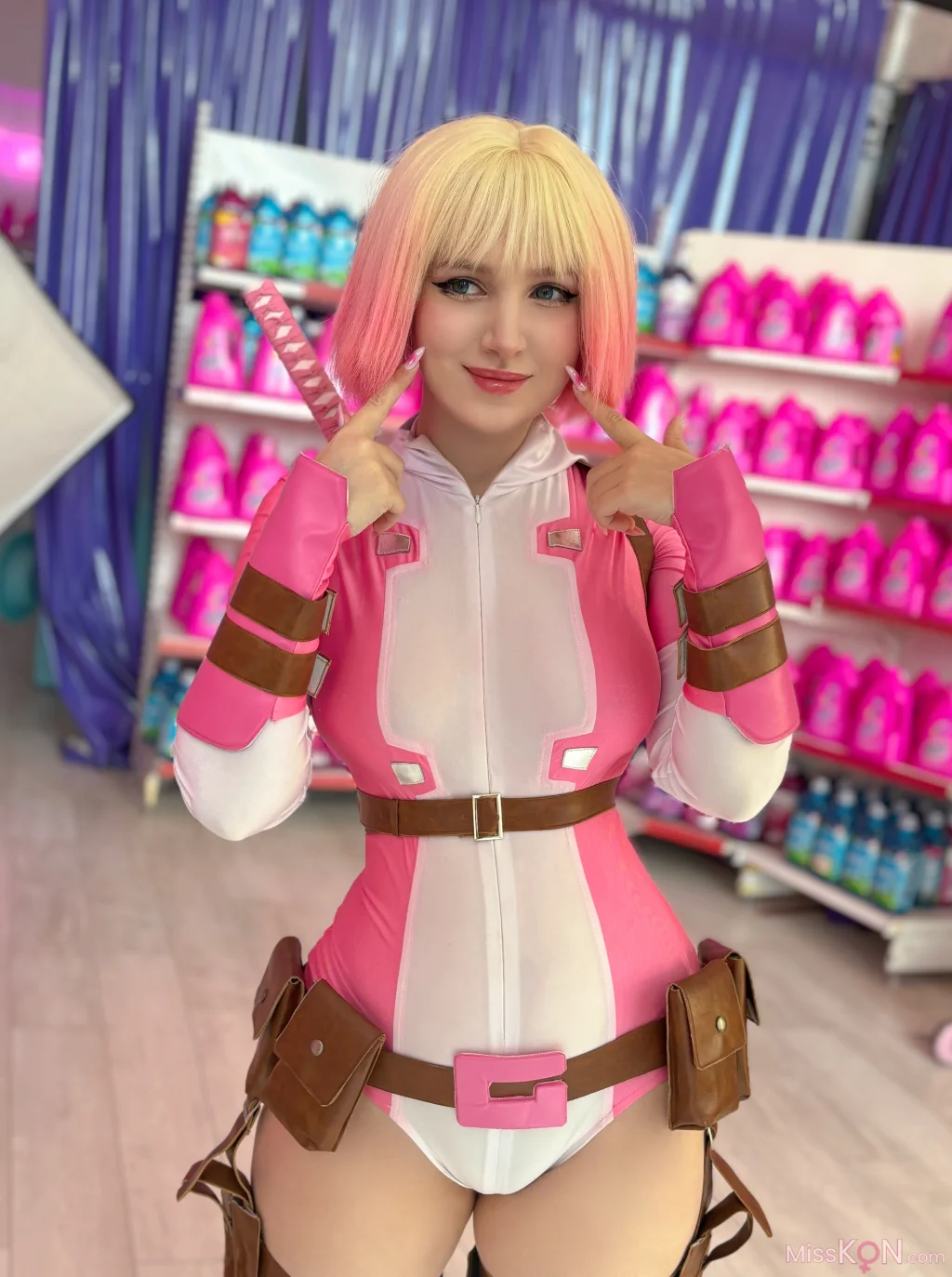 Coser@Ulichan_ Gwenpool