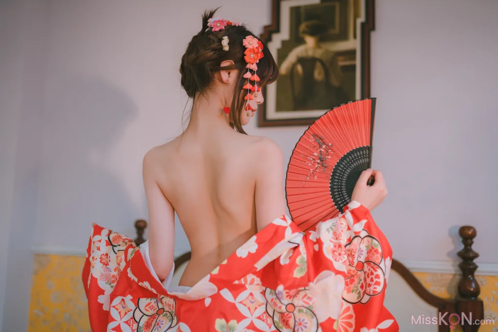 Coser@星黛鹿鹿_ 日常 浴衣室内