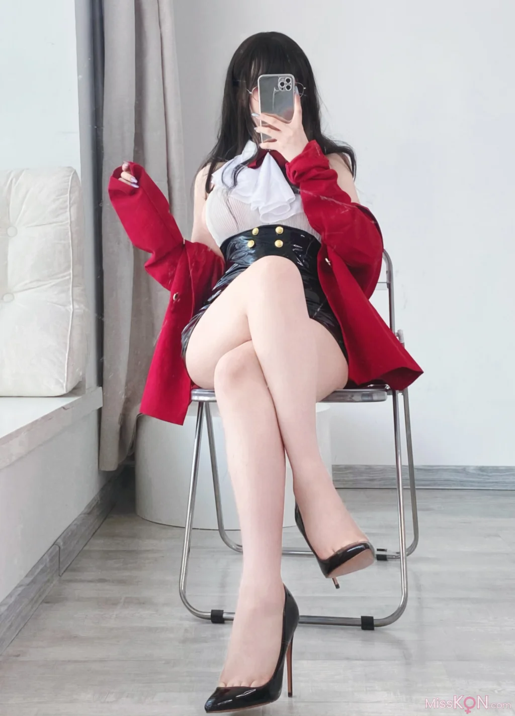 Coser@白银81_ [Fantia] 2024年11月会员合集（16套）