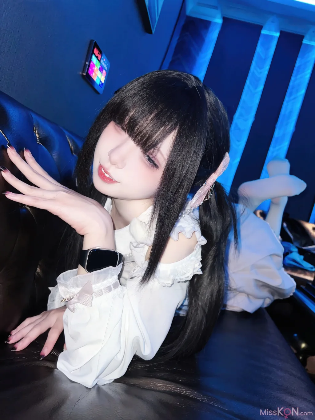 Coser@纸悦Etsu_ko_ 与地雷系女子的ktv约会