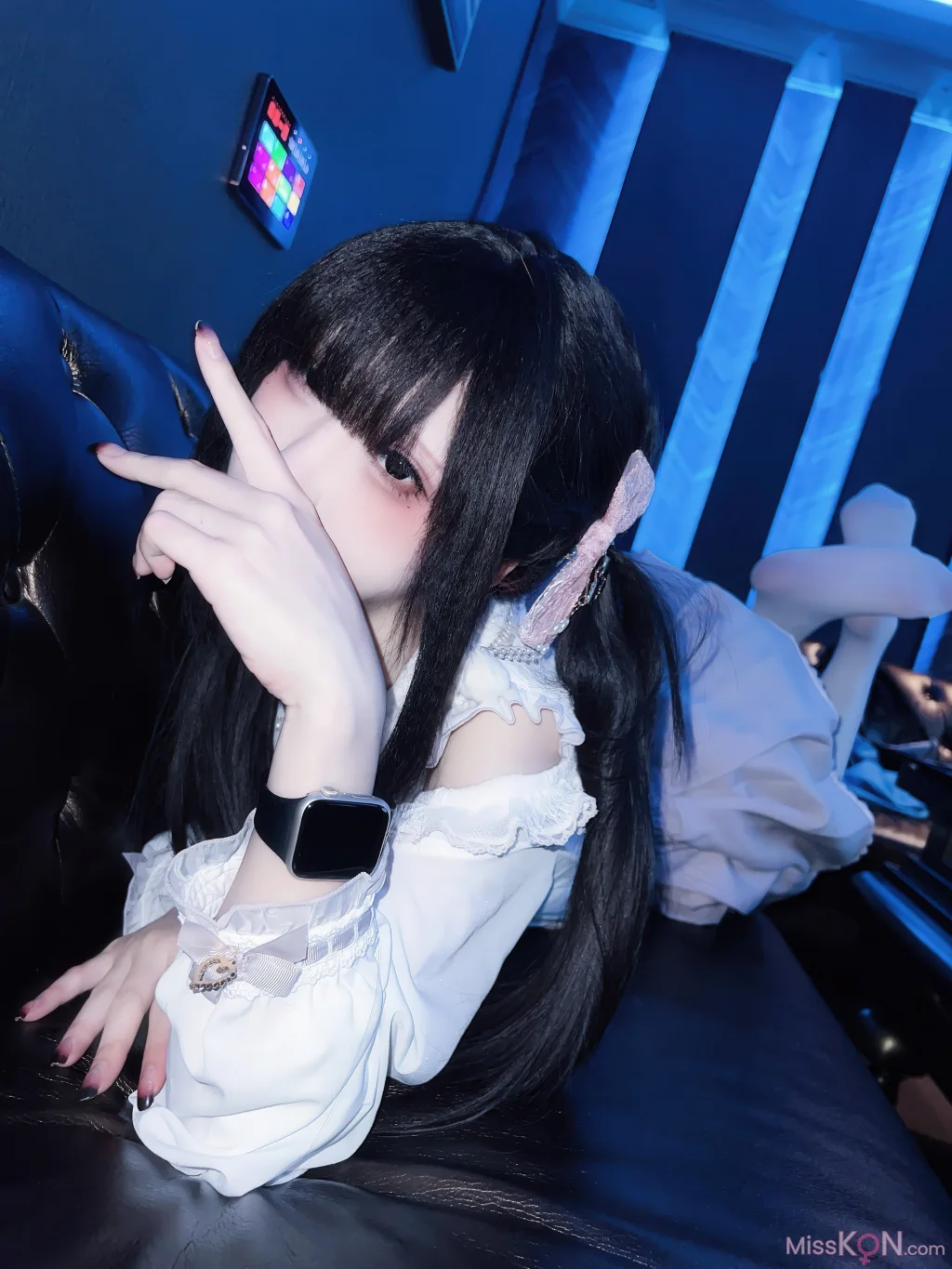 Coser@纸悦Etsu_ko_ 与地雷系女子的ktv约会