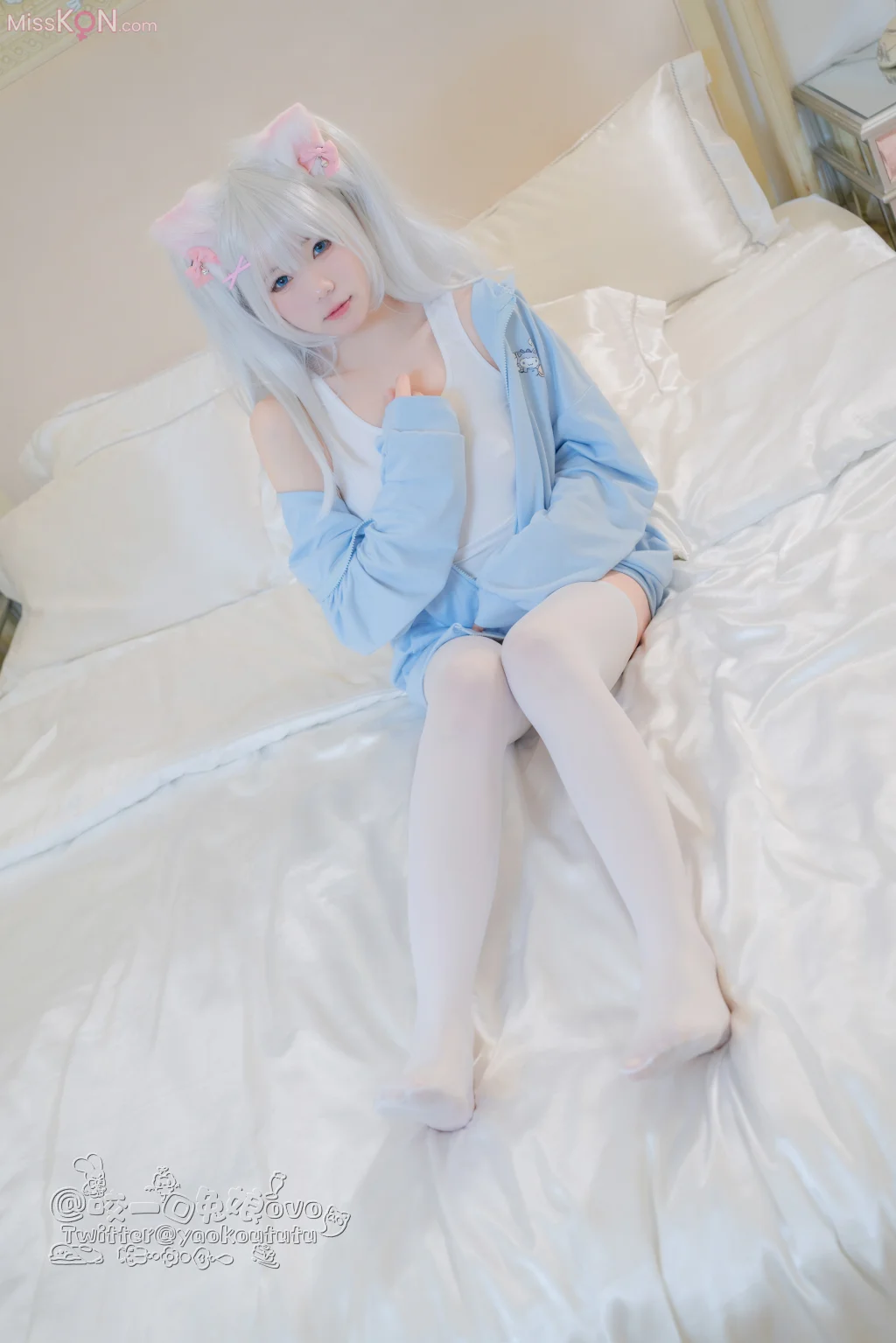 Coser@黏黏团子兔_ 做你的猫