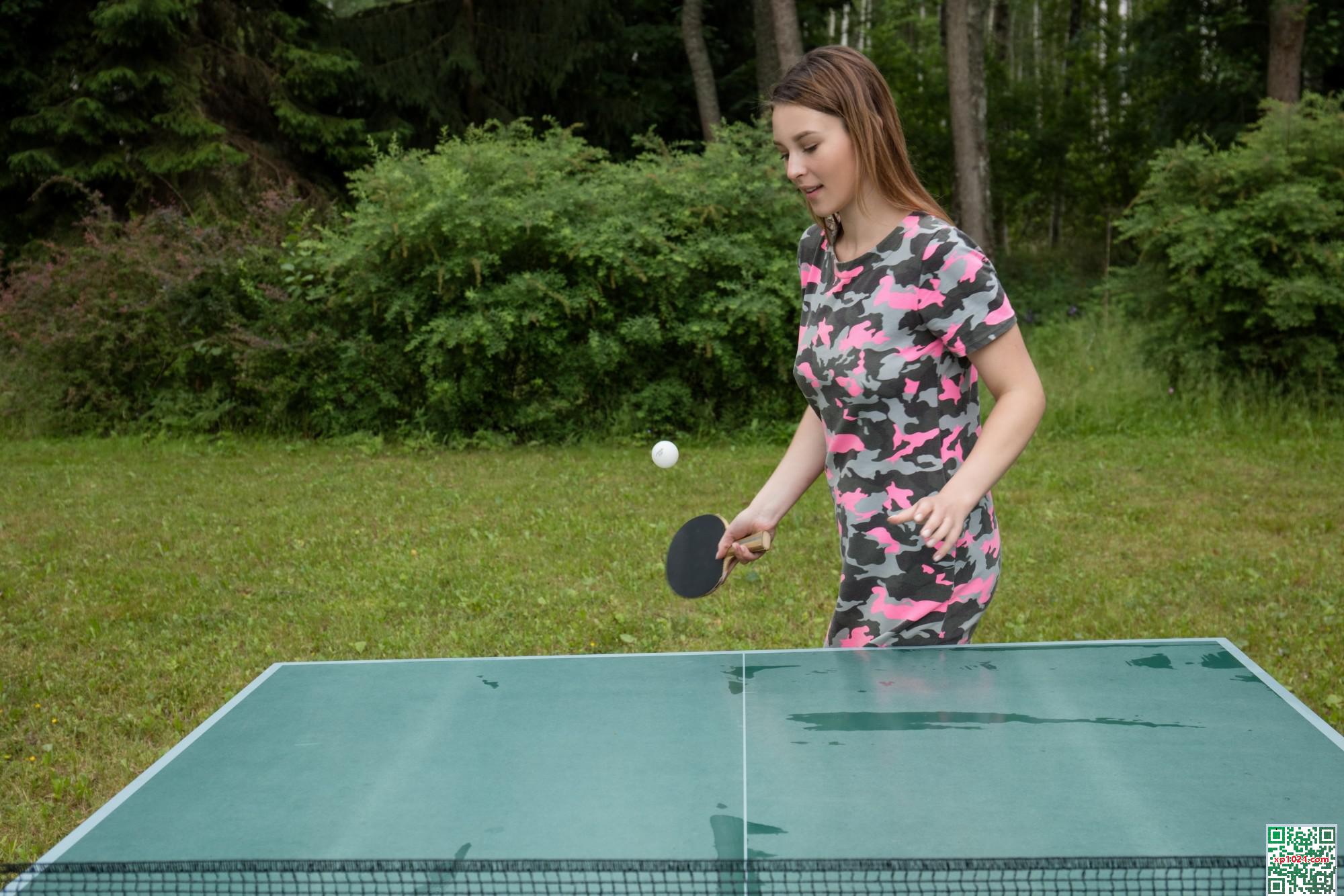 Dominika Jule – Pong Win