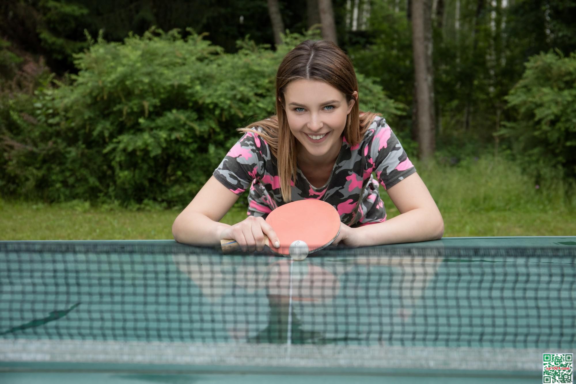 Dominika Jule – Pong Win