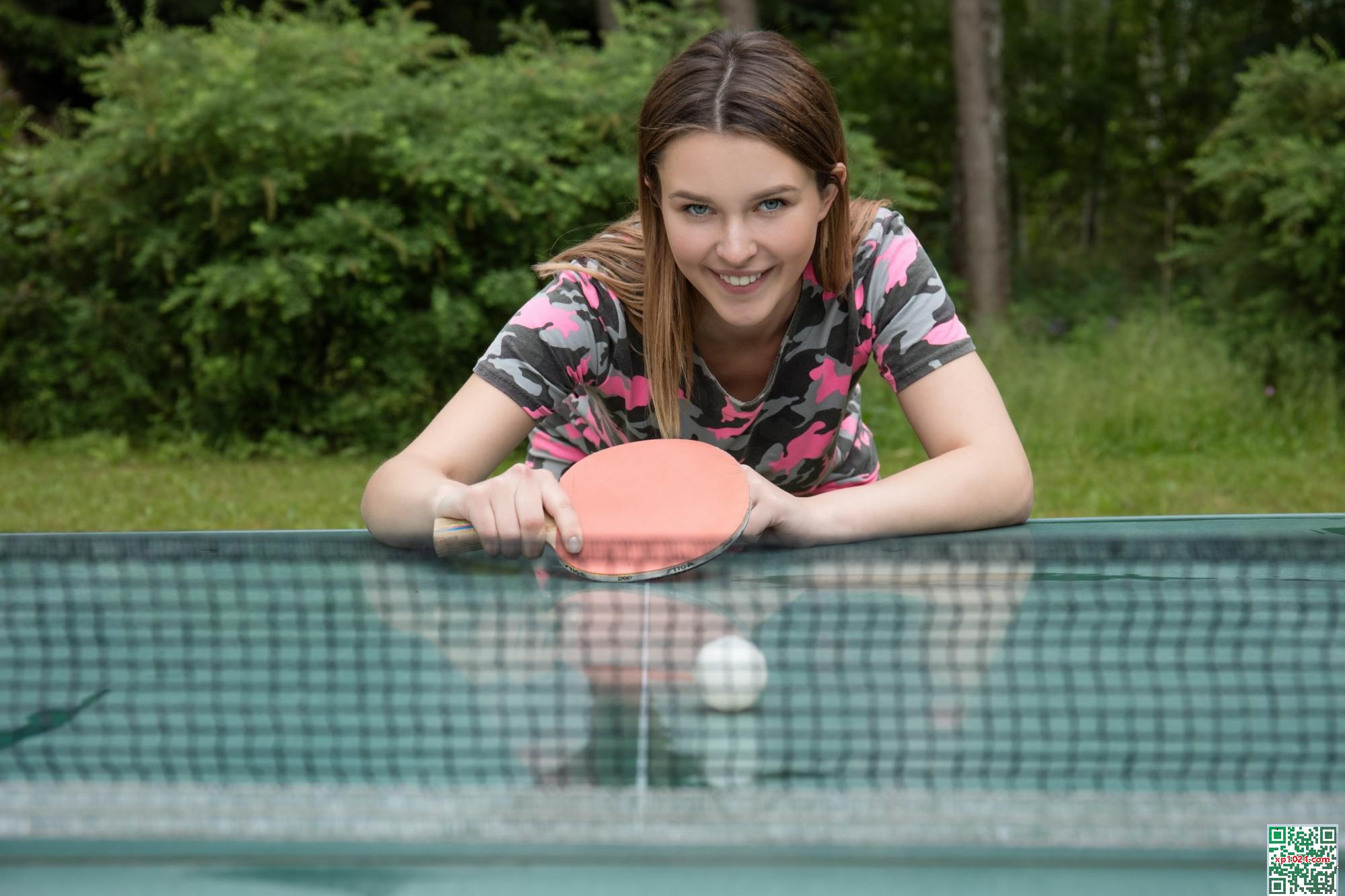 Dominika Jule – Pong Win