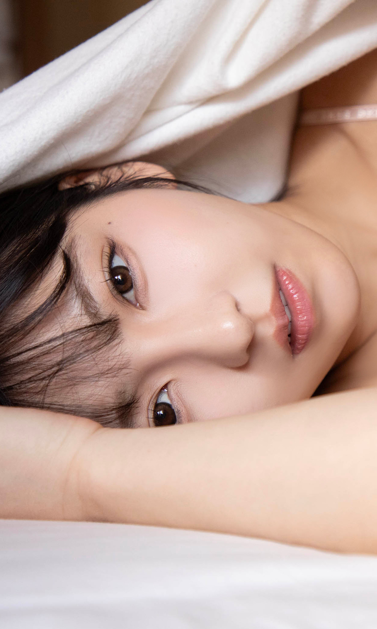 Toumi 十味, 周プレ Photo Book 「キミと春らんまん」 Set.01