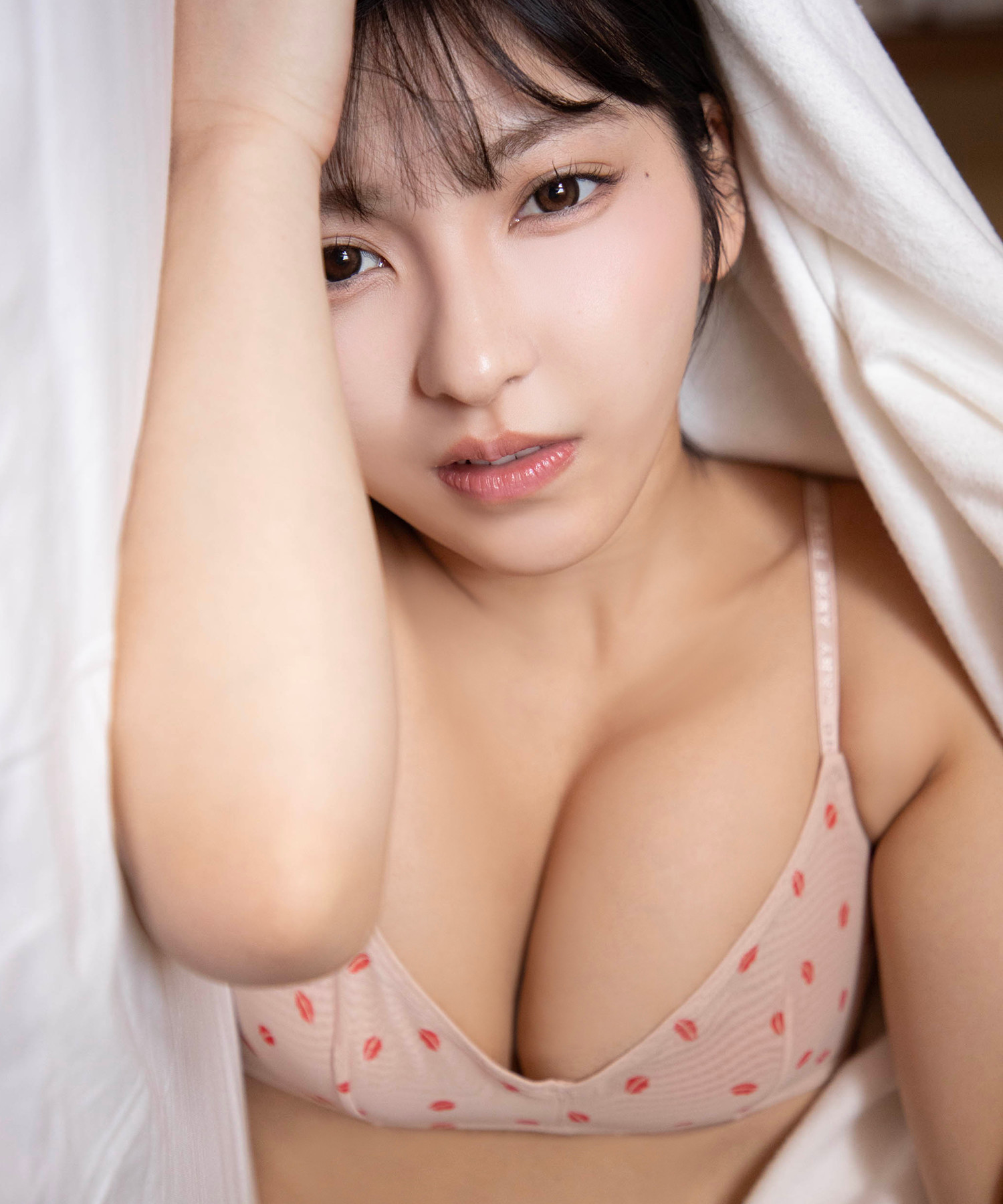 Toumi 十味, 周プレ Photo Book 「キミと春らんまん」 Set.01