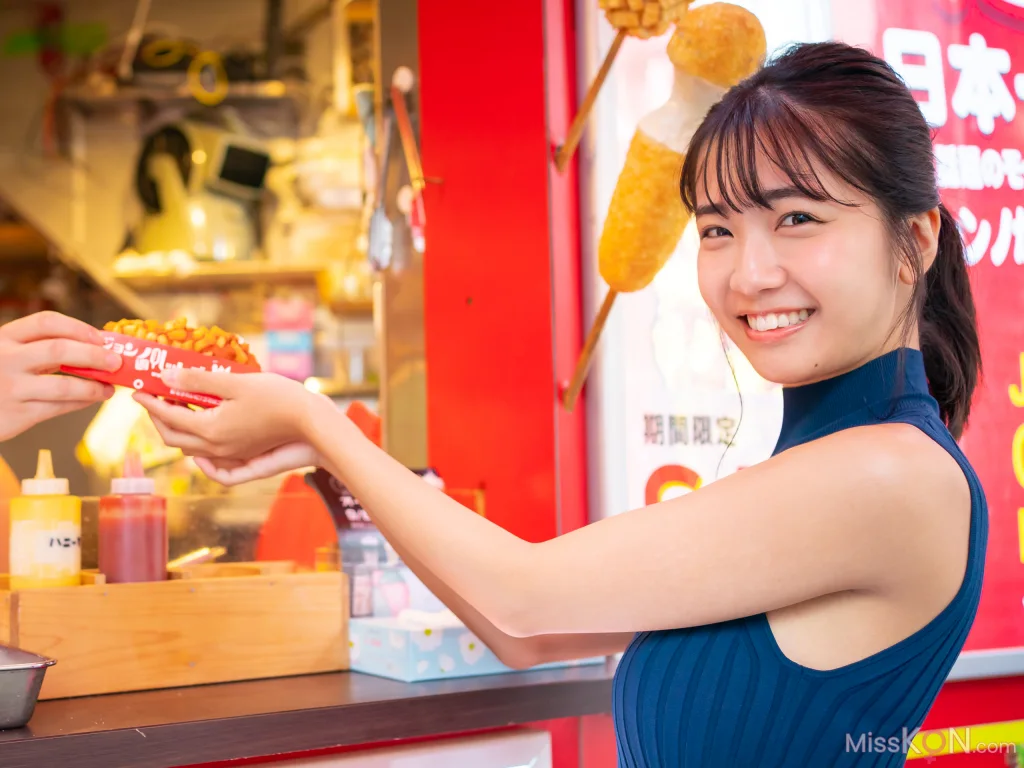 Amau Kisumi (天羽希純)_ FLASHデジタル写真集 銭湯で大はしゃぎ！