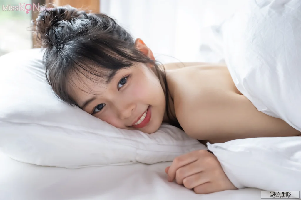 Ami Tokita (時田亜美)_ [Graphis] Gals With A Smile