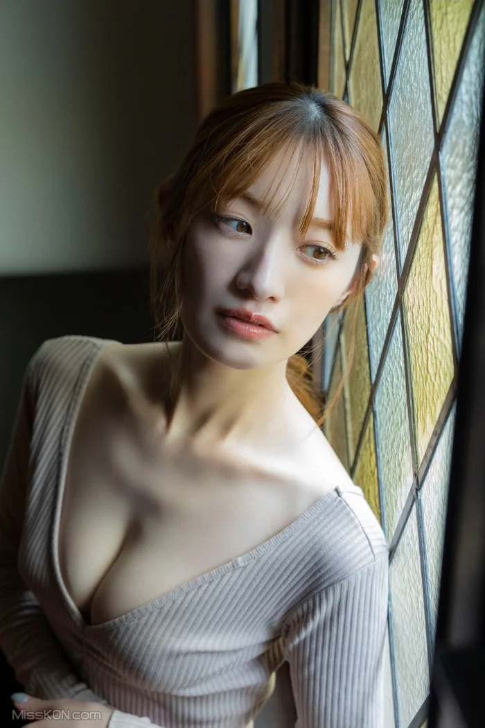 Kana Nakada (中田花奈)_ FRIDAYデジタル写真集 こんなにそばにいるのに