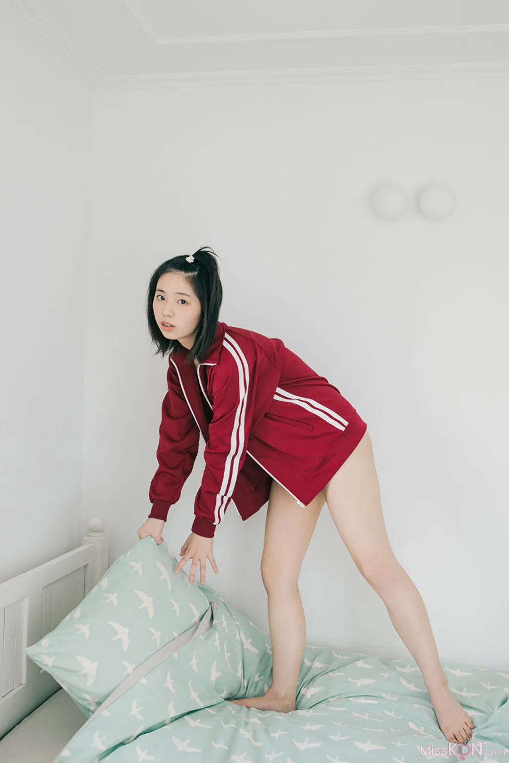 Kikuchi Hina (菊地姫奈)_ Platinum FLASHデジタル写真集 「虚構に恋するプリンセス」