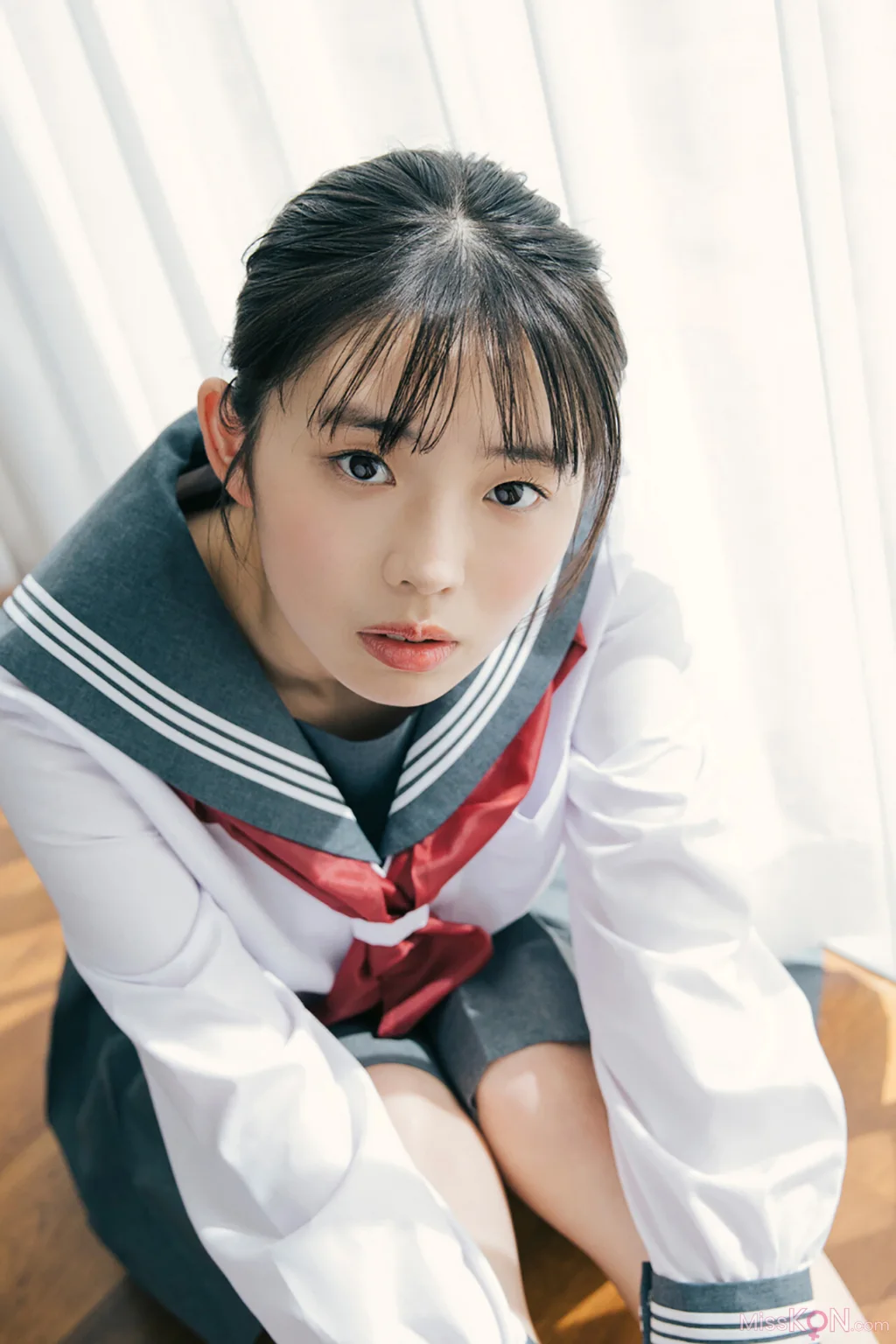 Kikuchi Hina (菊地姫奈)_ Platinum FLASHデジタル写真集 「虚構に恋するプリンセス」