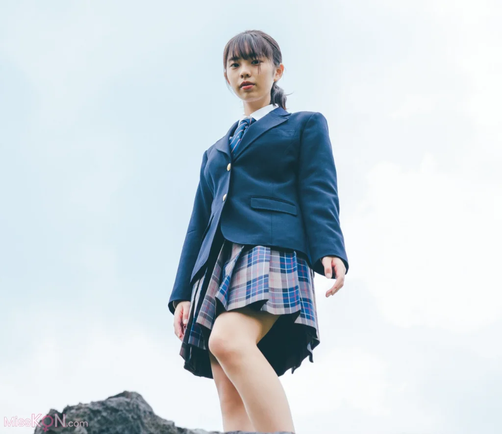 Kikuchi Hina (菊地姫奈)_「moment」 週プレ PHOTO BOOK