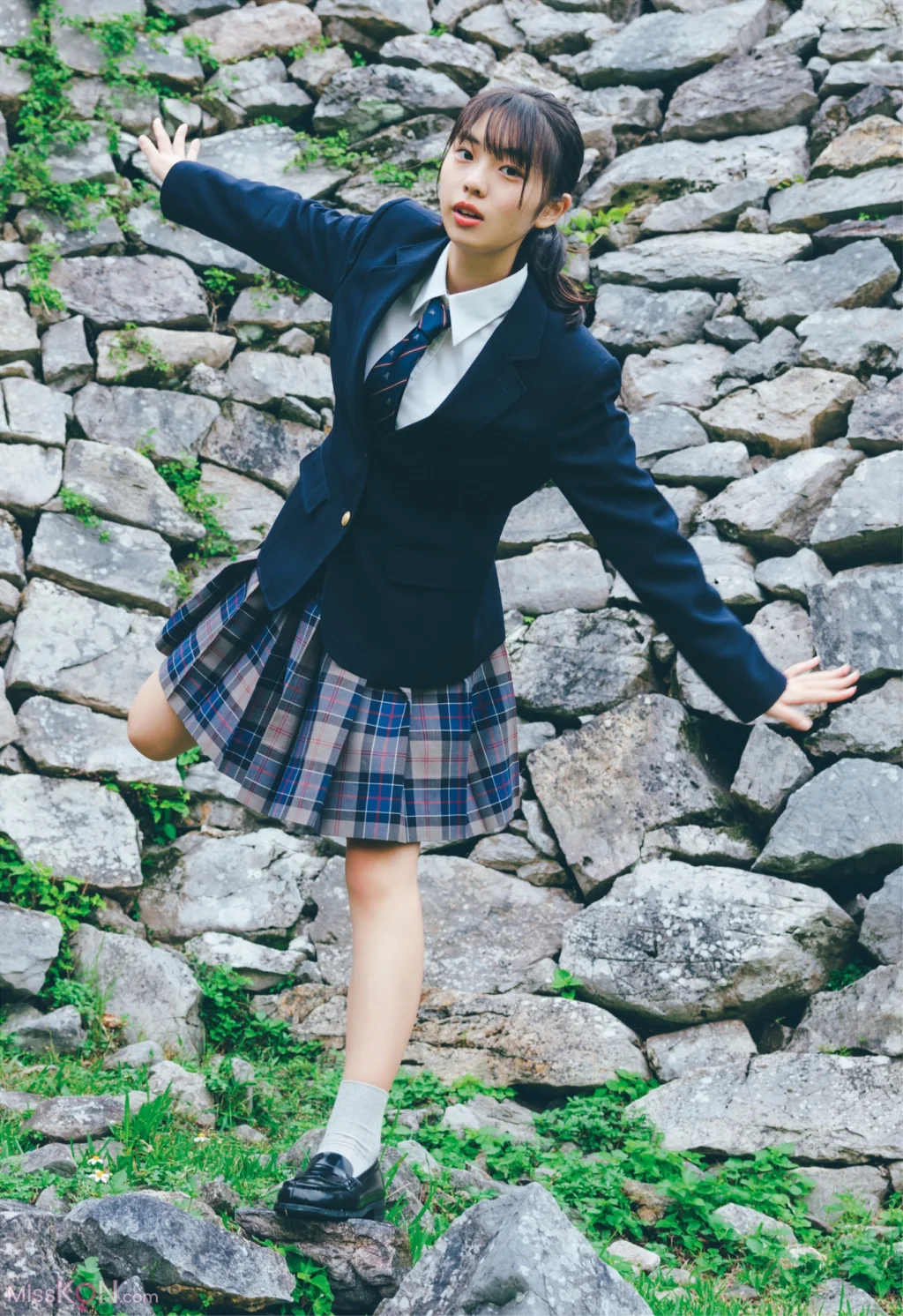 Kikuchi Hina (菊地姫奈)_「moment」 週プレ PHOTO BOOK