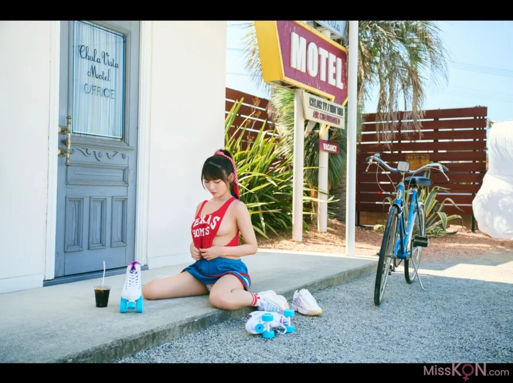 Nitori Sayaka (似鳥沙也加)_ FRIDAY GOLD A to Z Vol.21+22